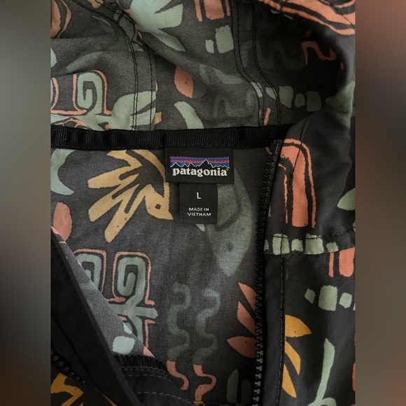 Patagonia Kids' Baggies Jacket Dark Grey Geometric Patterns - Size Large - Picture 5 of 9